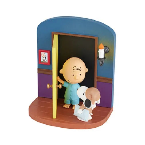 Re-Ment Peanut SNOOPY's Door Story